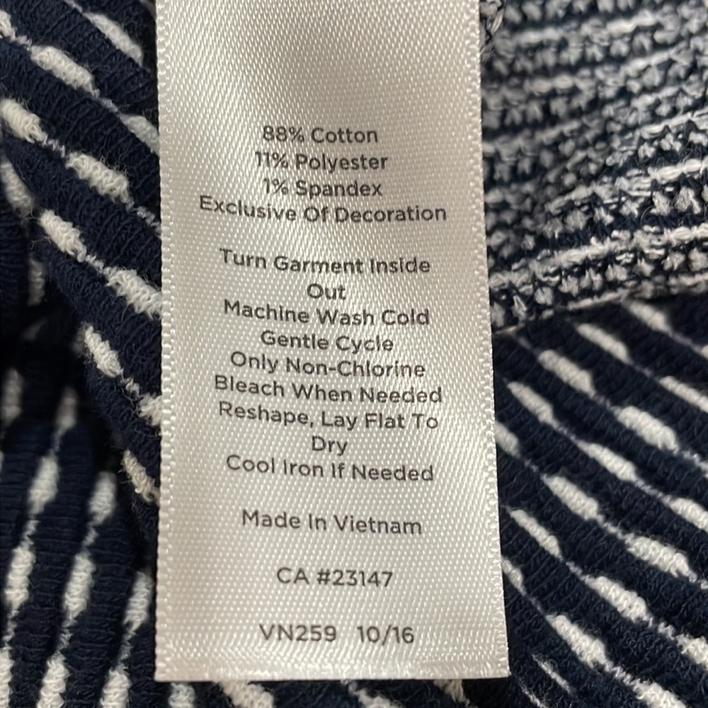 Talbots Petites Navy and White Bow Accent 3/4 Sleeve Top MP - Picture 15 of 16
